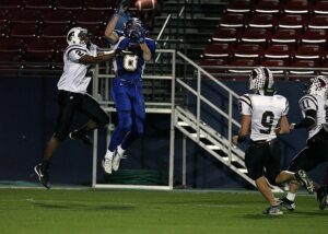 What Does Reception Mean in Football: Pass Reception Definition