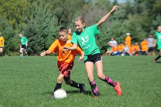 Women's vs. Men's Soccer Ball Size: Understanding the Ball Variations 10 9. Ball Size Recommendations for Coed Games: Finding Common Ground