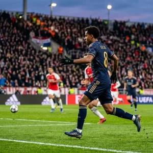 Why Do Soccer Players Wear Gloves? Hand Protection in Football